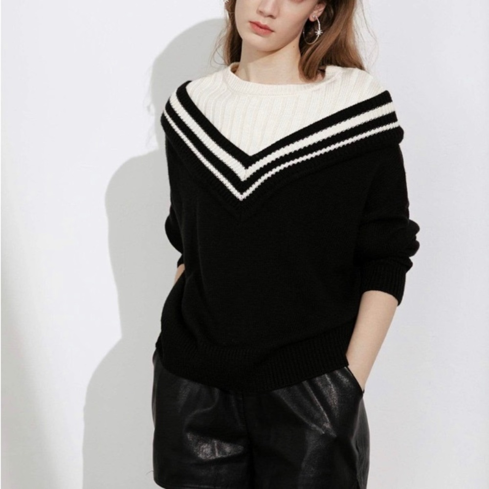 Jing Varsity Black Mixed Sweater, size S/M, mint condition